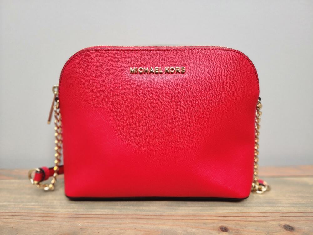 Michael Kors Cindy Crossbody Bag Red Saffiano Leather Chain Strap Small Purse